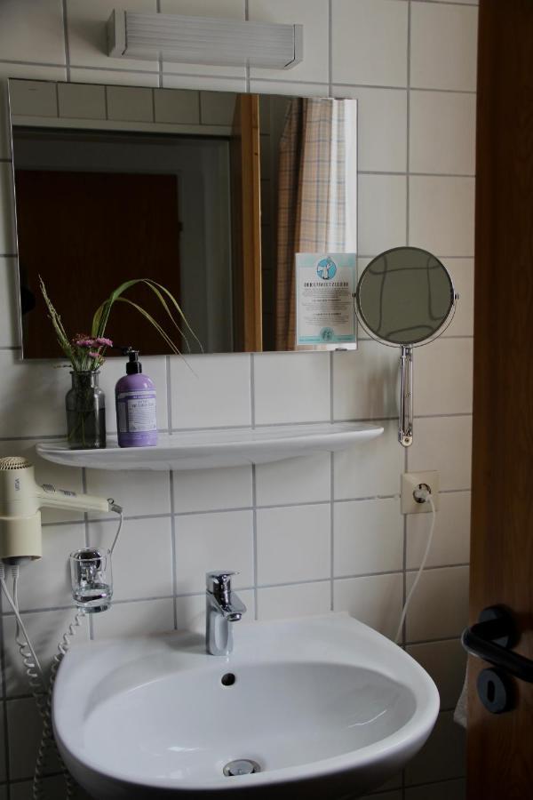 Schildwirtschaft Zum Rothen Ochsen Hotel เลาพ์ไฮม์ ภายนอก รูปภาพ