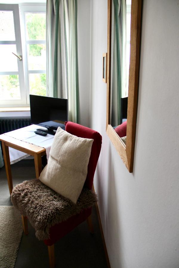 Schildwirtschaft Zum Rothen Ochsen Hotel เลาพ์ไฮม์ ภายนอก รูปภาพ