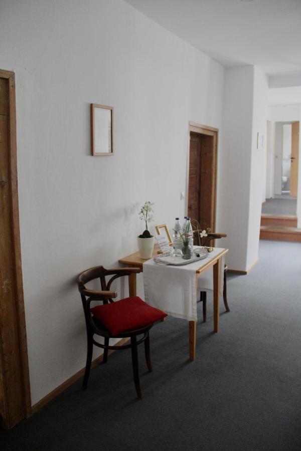 Schildwirtschaft Zum Rothen Ochsen Hotel เลาพ์ไฮม์ ภายนอก รูปภาพ